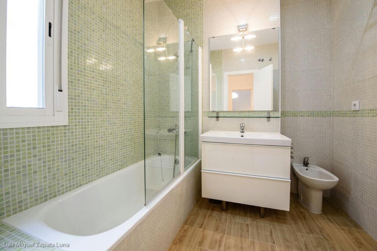 Pelicano Seville Apartments Dış mekan fotoğraf